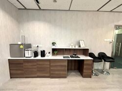 United Square (D11), Office #629213871